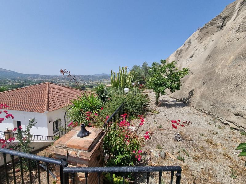 Foto ca9d0fb4-7631-4bad-b8f7-b3c78fafff0d. House with pool in Centro Alhaurín el Grande