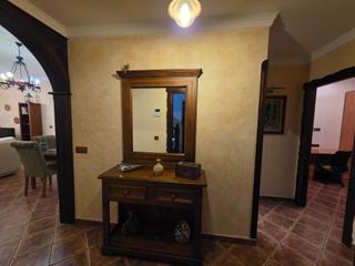 Location Appartement à Centro. Se alquila piso en el centro de alhaurín  3 habitaciones, patio