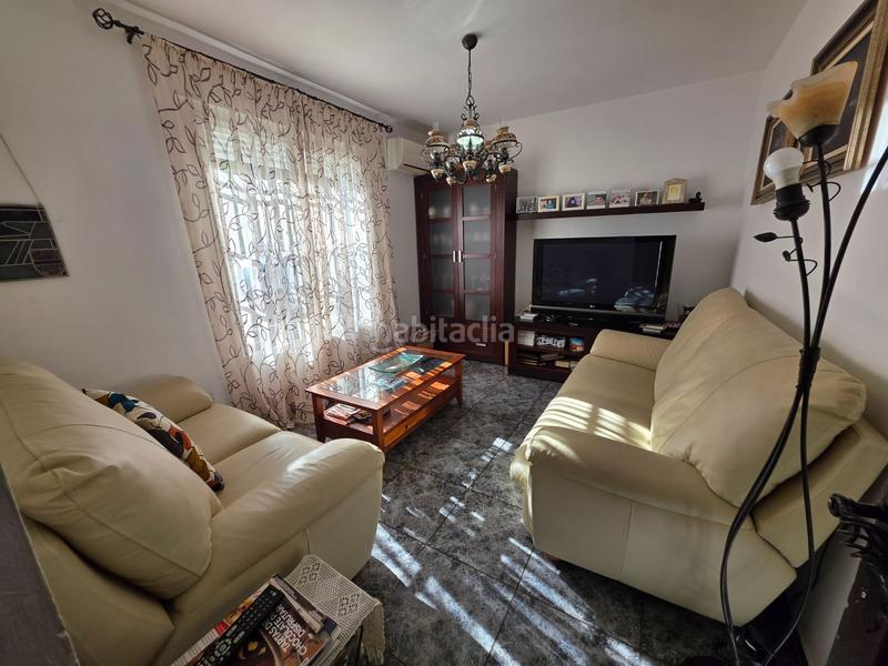 Foto 7612ab2c-7cbb-4179-8b97-4620bd06d590. Casa amb calefacció a Centro Alhaurín el Grande