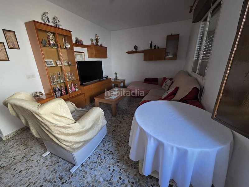 Foto ce32ad63-2b3d-44bf-8d3f-ad7ad1955334. Casa adossada amb calefacció a Centro Alhaurín el Grande