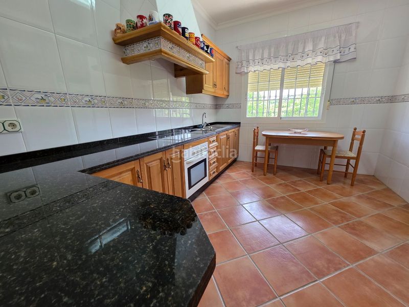 Foto e74537fd-4ec9-486e-8f9b-27a20c12aa39. Casa amb calefacció piscina a Centro Alhaurín el Grande