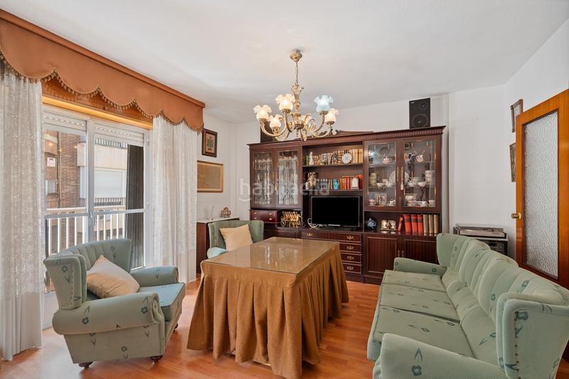 Foto 59bd88c5-5574-48b3-8b55-e5673247a127. Piso ¡amplitud e inmejorable ubicación! en el barrio Fígares. en Granada