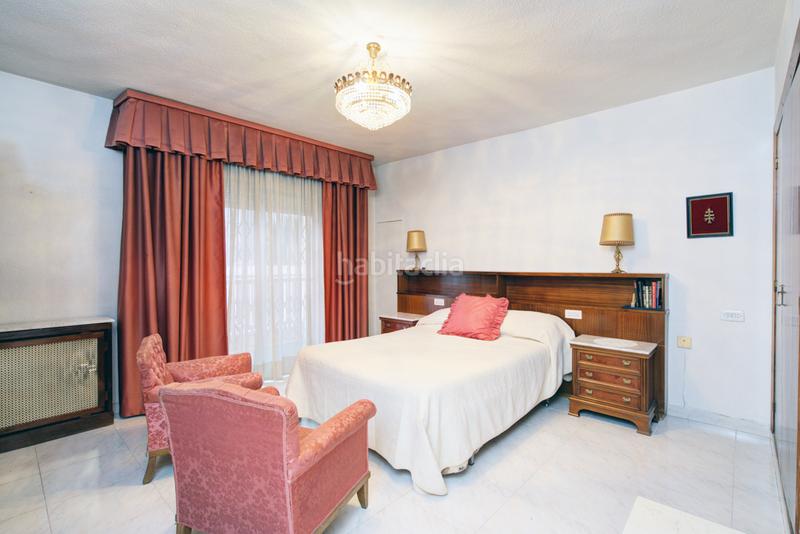 Foto fdd741e4-213d-4524-a38f-0f59f6db3e65. Piso ¡amplitud e inmejorable ubicación! en el barrio Fígares. en Granada