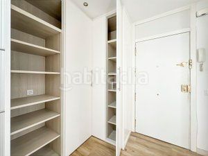 Foto b9f0cb39-50f0-426e-8c3a-16a4ecdb361e. Apartamento en Lista Madrid