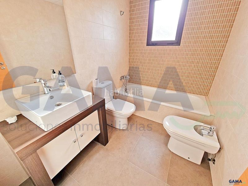 Foto 1e3eb96b-5d91-4c6b-947e-cede32177294. Casa a schiera in Bulevar del Xúquer Cullera