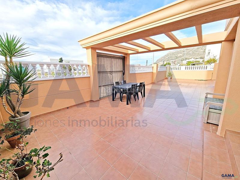 Foto 27714297-0f1f-4148-8246-bc6e518cc587. Casa a schiera in Bulevar del Xúquer Cullera