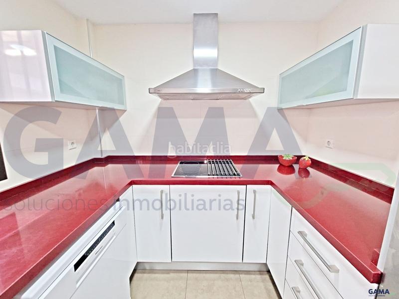 Foto a4225496-9857-45ba-8075-e4029ad76817. Casa a schiera in Bulevar del Xúquer Cullera