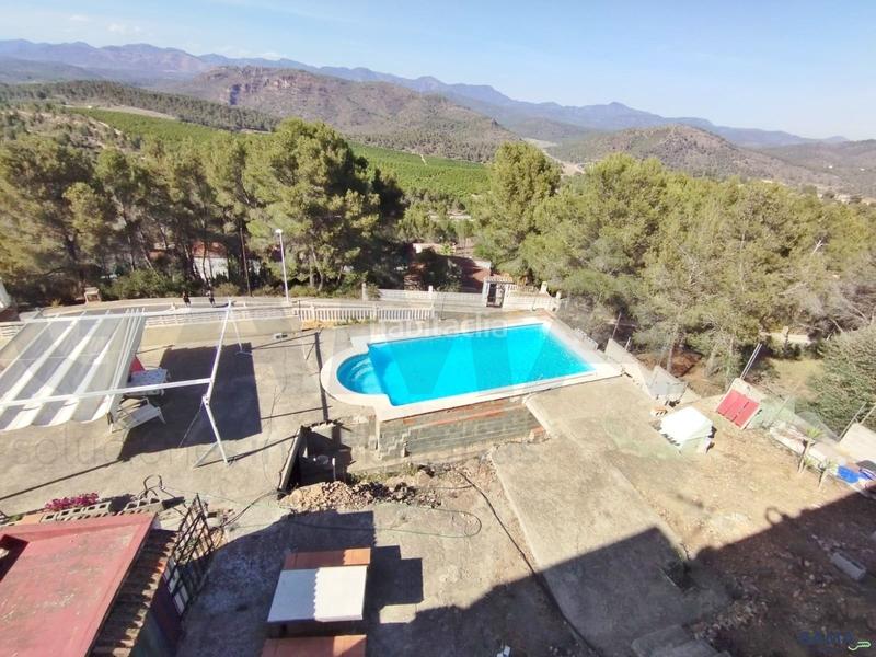 Foto b8cf2527-ec4e-4a2d-8322-df9e76a217e3. Casa gama soluciones inmobiliarias les presenta este exclusivo chalet en algar de palancia en Algar de Palància