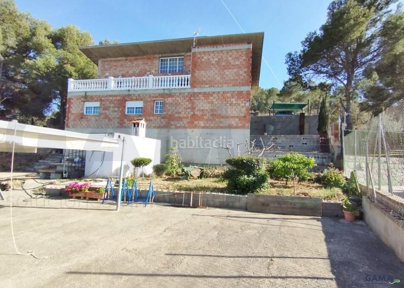 Foto be82ff31-dbda-4347-8fbf-fb448743c59b. Casa gama soluciones inmobiliarias les presenta este exclusivo chalet en algar de palancia en Algar de Palància