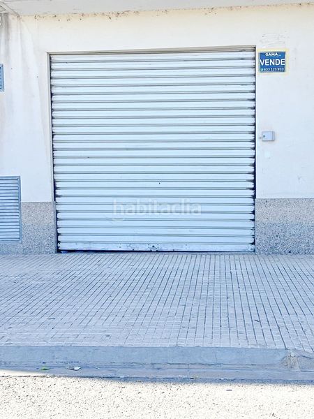 Foto bbc5f0ce-d9dc-47ad-9283-ec640af349c1. Aparcament cotxe a Algemesí