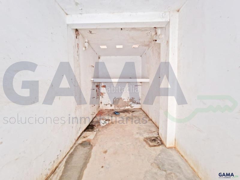 Foto 1ca11101-9a79-4294-b846-1713d37de97b. Aparcament cotxe a Caputxins Alzira
