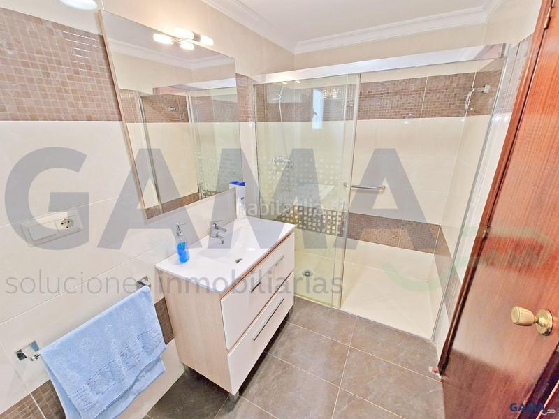 Foto 09b300fa-0e85-4e96-948f-8f5227ebaf40. Alquiler piso alquiler de piso amplio, luminoso y a un paso de la universidad ideal para estudiantes o médicos residentes en Alzira