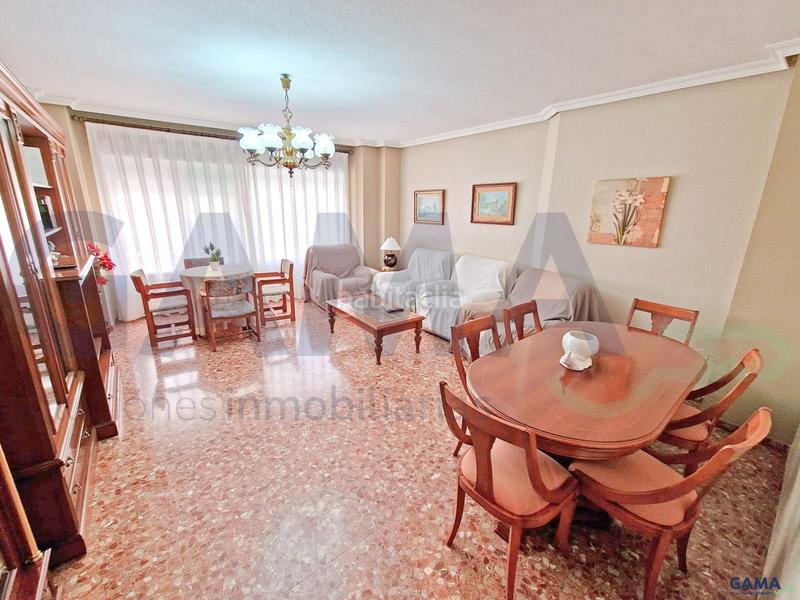 Foto de746549-fa47-40ea-80a5-2620eb8923db. Alquiler piso alquiler de piso amplio, luminoso y a un paso de la universidad ideal para estudiantes o médicos residentes en Alzira