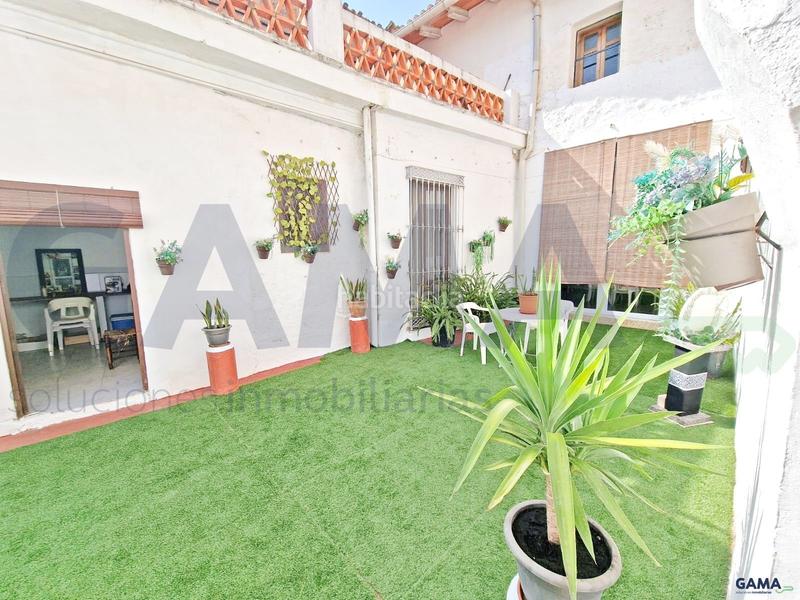 Foto 110cf1f8-66e0-44c7-b830-48ebedfc3a3f. Casa gama soluciones inmobiliarias presenta casa en venta en lenova, valencia en Énova (l´)