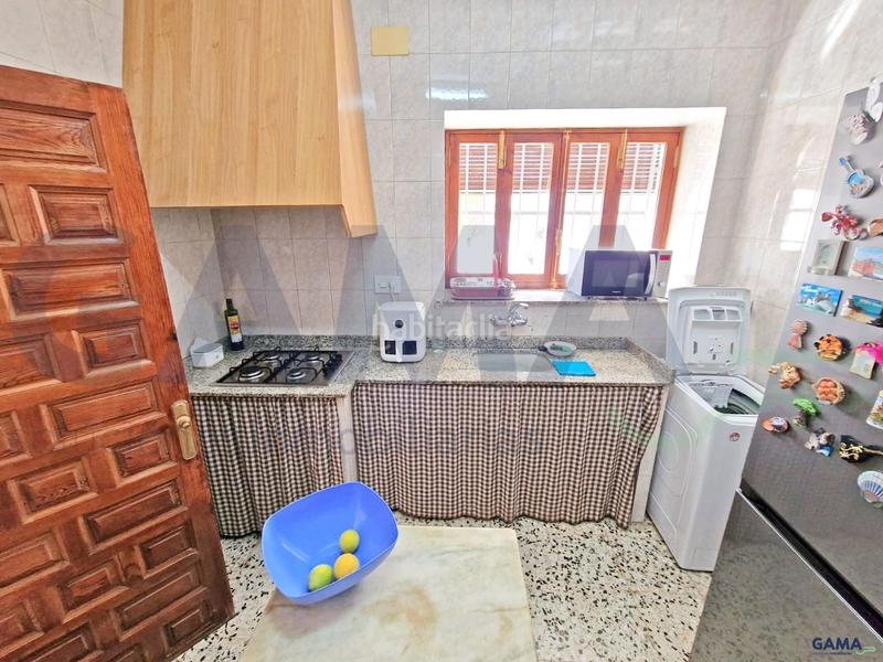 Foto 78d38288-2153-4a7b-bb8d-3a98bdd869f1. Casa gama soluciones inmobiliarias presenta casa en venta en lenova, valencia en Énova (l´)