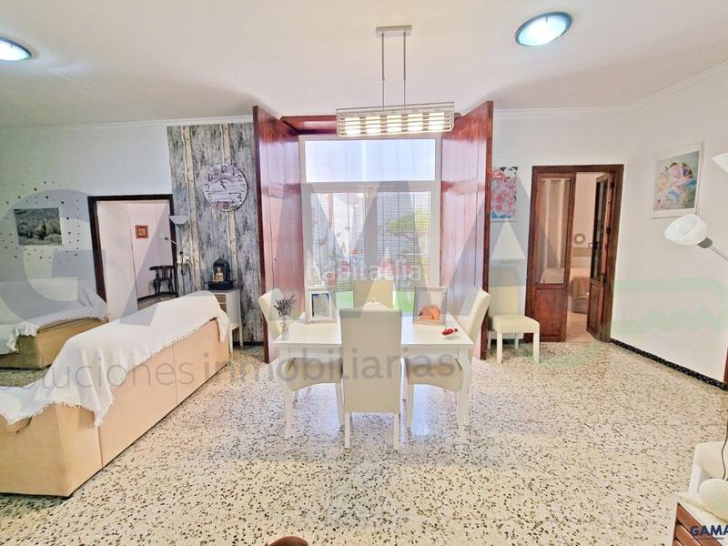 Foto 7b6b693a-e983-405d-8e84-98dc0b5d812d. Casa gama soluciones inmobiliarias presenta casa en venta en lenova, valencia en Énova (l´)