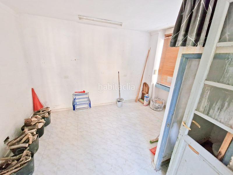 Foto c1cc4e24-3d46-49be-b72b-32f9fbb3883a. Casa gama soluciones inmobiliarias presenta casa en venta en lenova, valencia en Énova (l´)