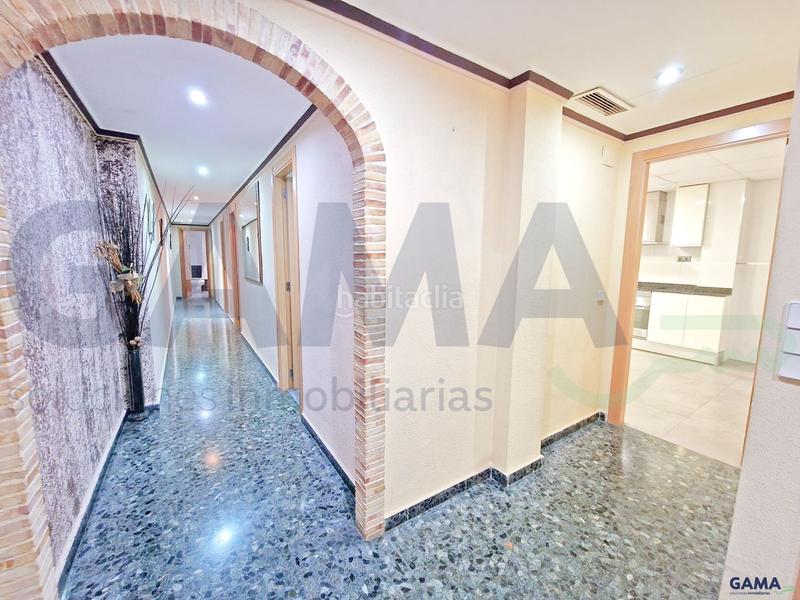 Foto 172cc8cb-f187-485a-bc73-175cab21944d. Piso  con 4 habitaciones y terraza en Pere Crespí Alzira