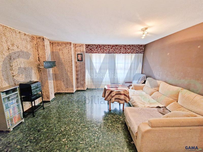 Foto 2d484e12-47a2-4981-8349-0fee4064d159. Piso  con 4 habitaciones y terraza en Pere Crespí Alzira