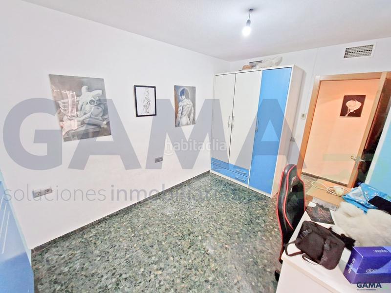 Foto 58c43f1f-c313-4391-81ac-ff6b27b1251d. Piso  con 4 habitaciones y terraza en Pere Crespí Alzira