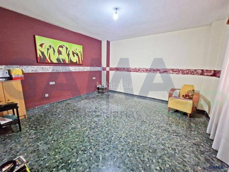 Foto c4eca0a3-06a6-447d-955a-691e2a5e3156. Piso  con 4 habitaciones y terraza en Pere Crespí Alzira