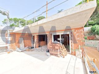 Casa a Barx. Gama soluciones inmobiliarias presenta en exclusiva un chalet ún