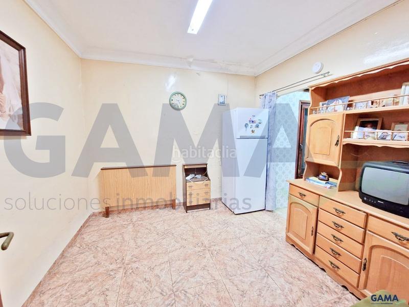 Foto ac50fbe4-da91-4edb-9841-deadbf16bca4. Haus in Énova (l´)