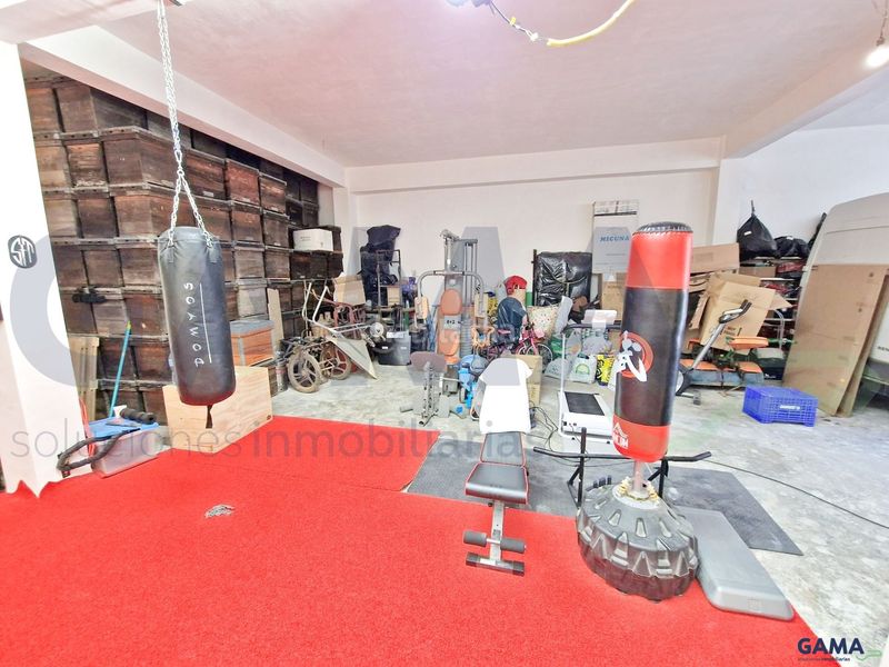 Foto 6338c360-0854-45aa-9f8b-6c7338c66500. Local comercial a Carcaixent