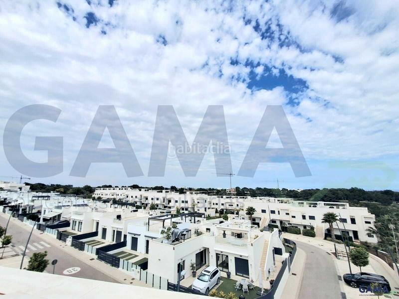 Foto b8351ddf-eb3a-4c7b-acf0-4639aeda2d8e. Attique avec piscine dans El Pinar de Campoverde Pilar de la Horadada