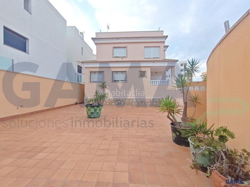 Foto 7945665c-61f0-4682-b6be-edeb90f53f3b. Casa a Villamartín-Las Filipinas Orihuela