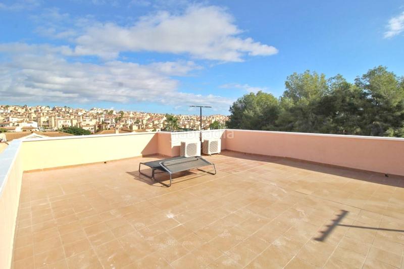 Foto b525535a-4f58-40a7-8508-e998a453daf4. Casa a Villamartín-Las Filipinas Orihuela