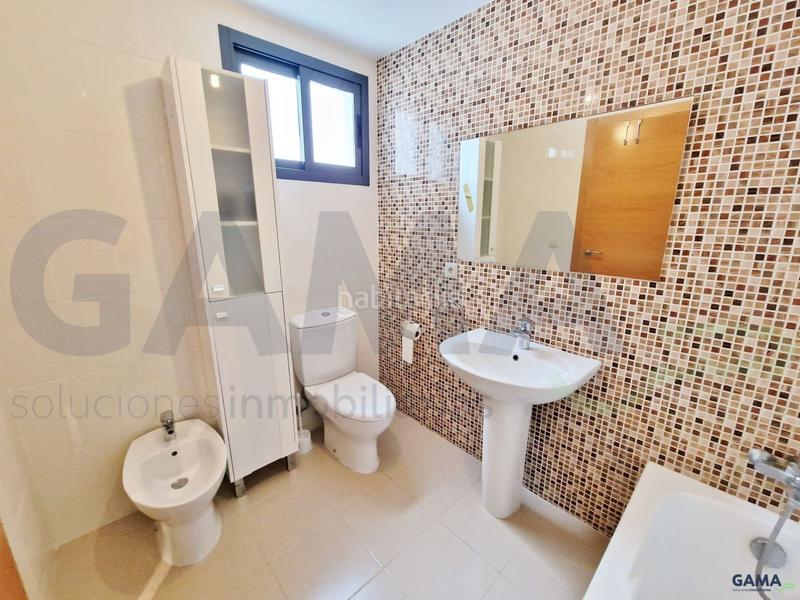 Foto fe8bd9a1-4292-4e49-930c-5b141ce19f81. Pis a Carcaixent