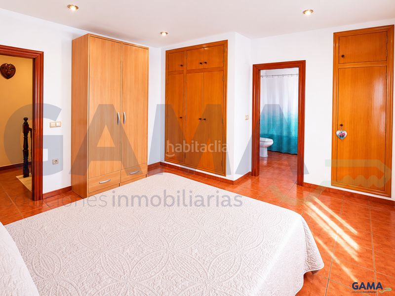 Foto c8442f84-7bbe-4872-9204-d61e706a314e. Casa a Pobla Llarga (la)