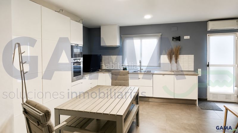 Foto 67a44cf0-fa0e-404d-8134-7e6050bca27d. Casa a Benimuslem
