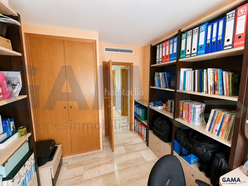 Foto fe063f19-840c-41e1-9473-554f8bdd159c. Pis a Algemesí