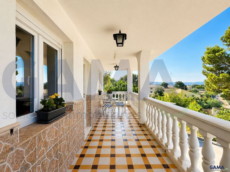 Foto cad5e3e8-9b25-4cfe-8dba-6a271abaca94. Casa amb aparcament piscina a Alberic