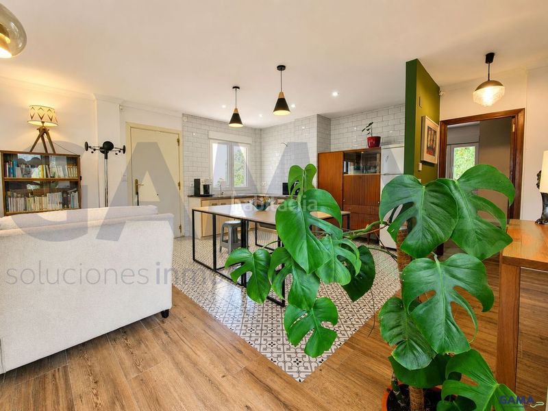 Foto 39da65cd-5976-43a6-86af-cd0a613bfae1. Casa amb aparcament piscina a Alberic