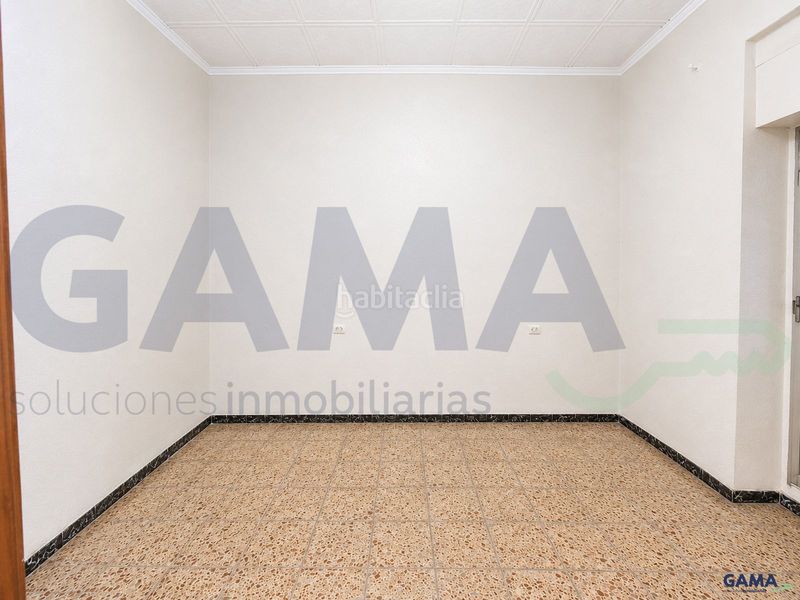 Foto d9ae3eb5-94ea-417f-91e5-d4803194afd7. Casa a Massalavés