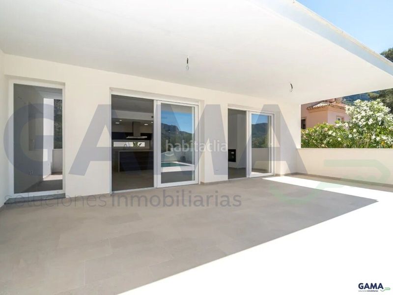 Foto 4d98dd51-0317-4ff1-add8-b69b8a09f424. Casa amb piscina a Barx