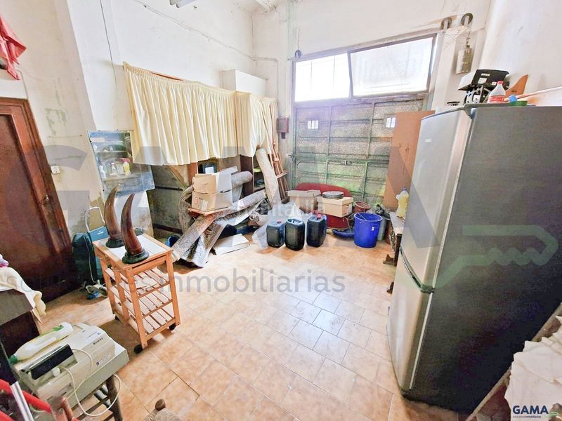 Foto 5ac28ba0-3999-435a-9efe-a0a840376253. Casa amb aparcament a Algemesí