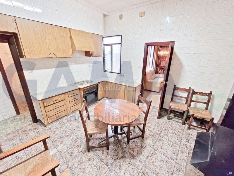 Foto ef86c23f-7fd1-42e7-bf2b-3bf6d3b7cf72. Casa amb aparcament a Algemesí