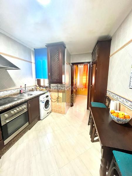 Foto 755276a0-8245-4180-b529-fb3a6a7eebe6. Casa con parcheggio in Oromana Alcalá de Guadaira