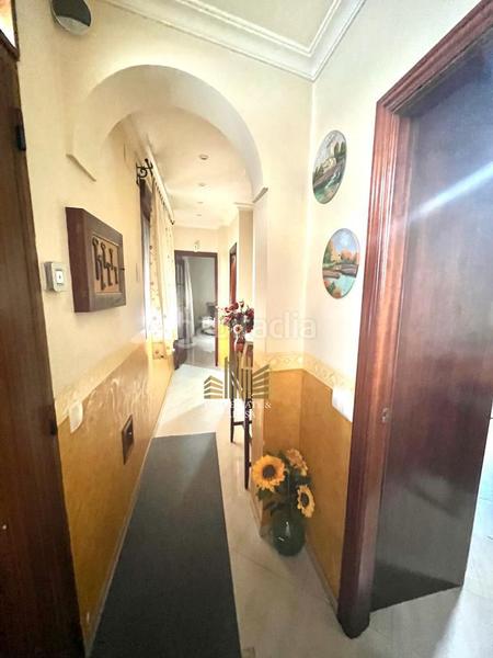 Foto d5886295-5086-4adc-86b9-fc1fd0ea48c5. Casa con parcheggio in Oromana Alcalá de Guadaira