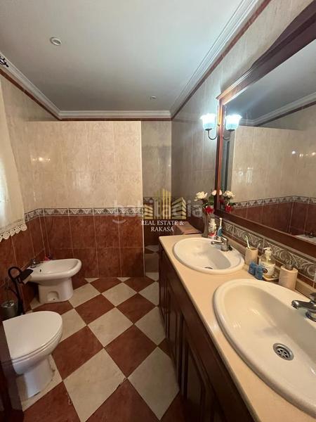 Foto e26b79b2-1f41-4d74-9d00-9ccb782b99c8. Casa con parcheggio in Oromana Alcalá de Guadaira