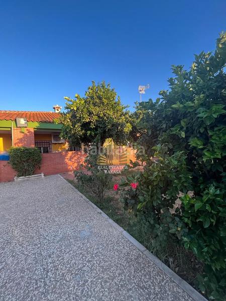 Foto 2c32220f-1fec-49dd-8d6a-64a73a203075. Masía finca rúst. en venta en urbanizaciones, 5 dormitorios. en Utrera