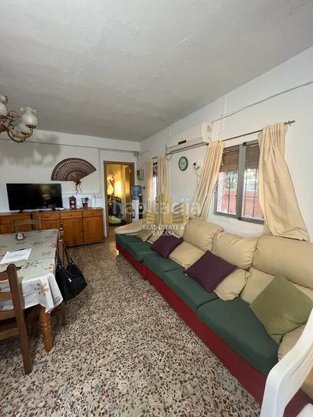 Foto cc2e27ba-9339-41ec-b3e4-c80b00134e93. Masía finca rúst. en venta en urbanizaciones, 5 dormitorios. en Utrera