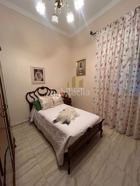 Foto 2651ae01-7439-4ea0-9664-3993b2e45985. Casa amb aparcament a Centro Alcalá de Guadaira