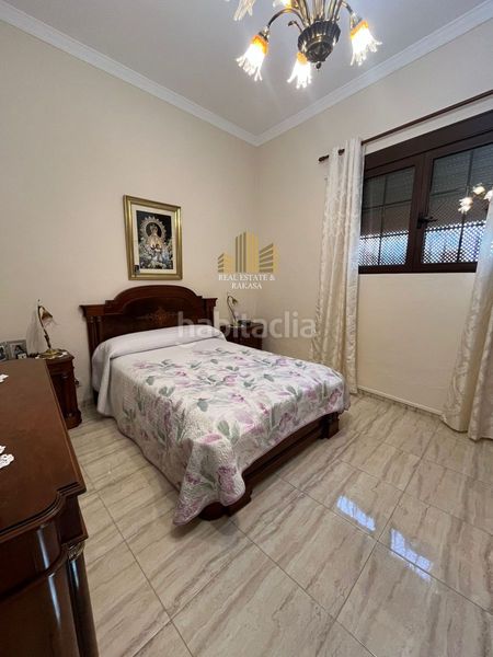 Foto c7ff819f-5e95-41a3-af8d-4627e5412d3d. Casa amb aparcament a Centro Alcalá de Guadaira