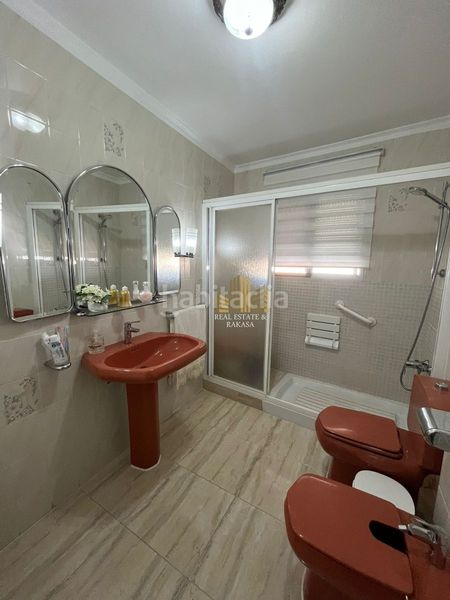 Foto ee70077e-7133-499c-bb88-57bb9ba5578d. Casa amb aparcament a Centro Alcalá de Guadaira