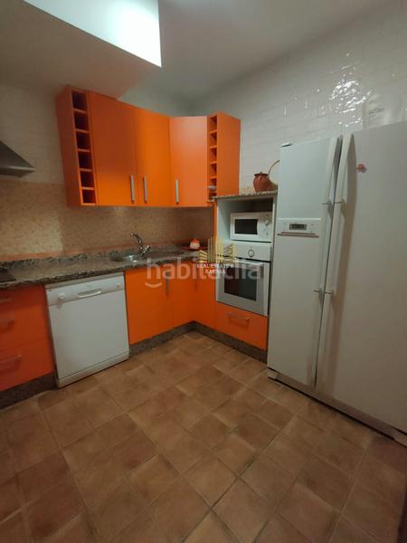 Foto 69a15878-533e-41d7-b777-d283a58381ba. Alquiler piso  en alquiler en zona silos, 4 dormitorios. en Alcalá de Guadaira